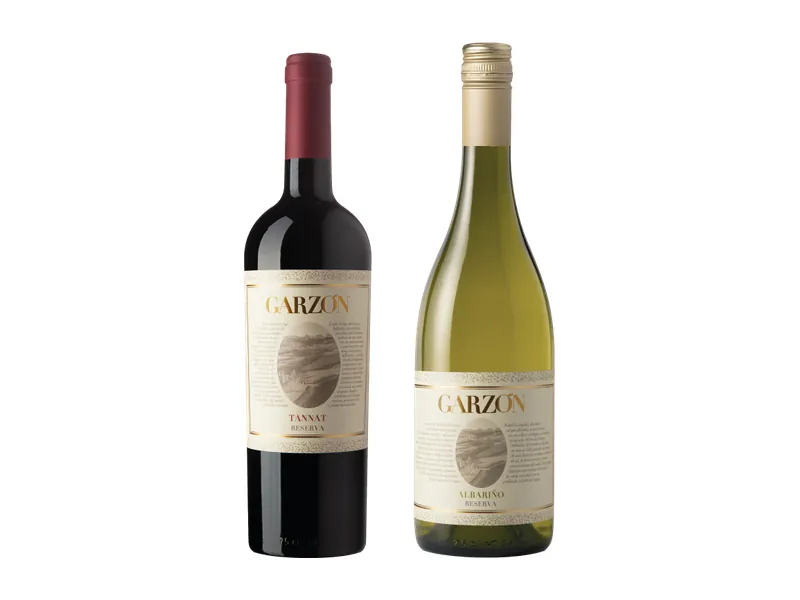 Botellas de vino Garzón Tannat y Albariño